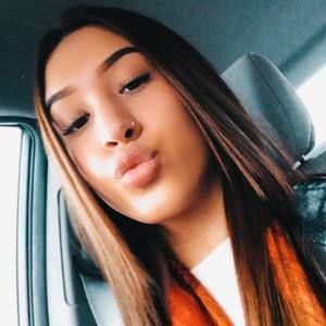 Meet your Posher, Aleah